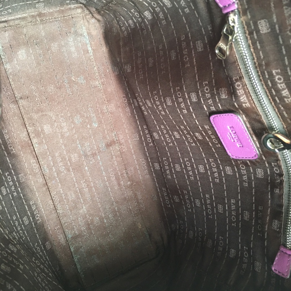 Loewe Calfskin Heritage Tote - Picture 6 of 16